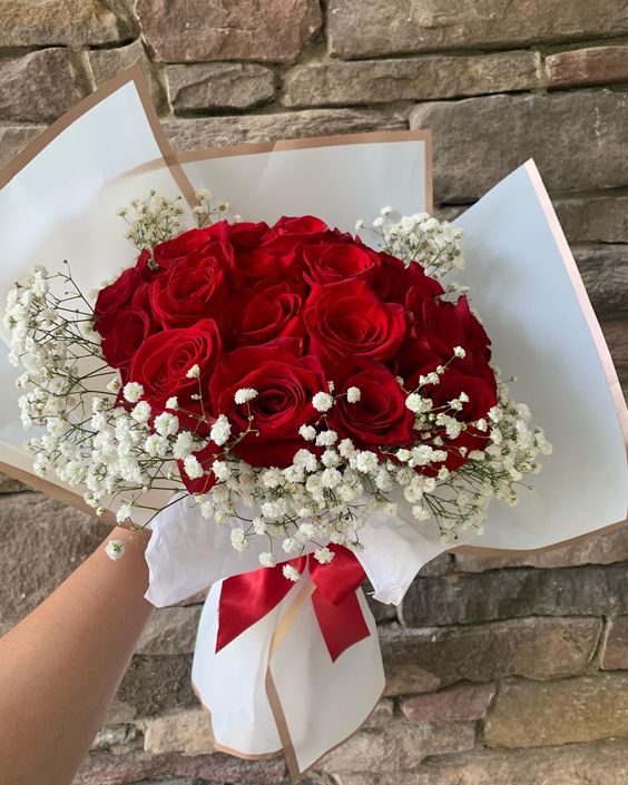 Mini Bouquet of Red Roses - 12 Roses